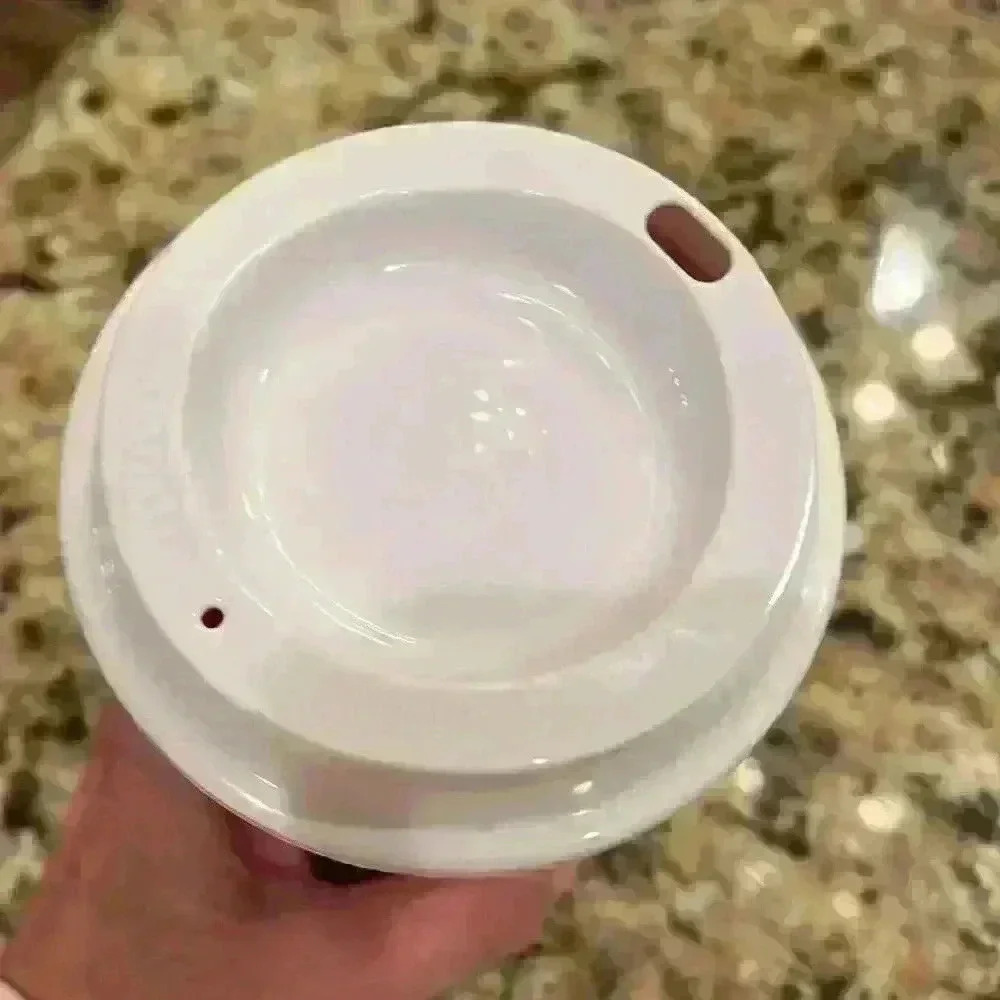 Starbucks cup Red - Picture 3 of 5